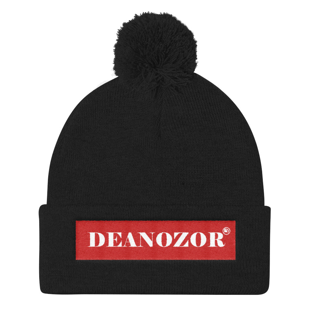 Bonnet Deanozor PomPon | Nom blanc sur fond rouge brodé - Deanozor